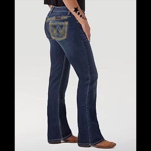 Shiloh Wrangler cowgirl bootcut cut jeans 9/10 32